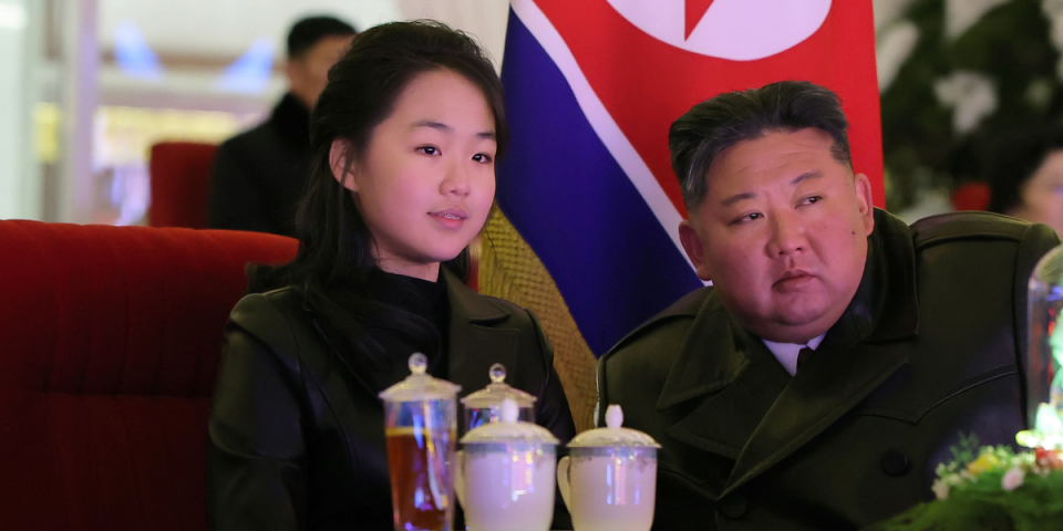 Globalni šok! Kim Džong Un predao ćerki (13) nuklearno oružje: Evo šta se krije iza frapantnog poteza "velikog vođe"