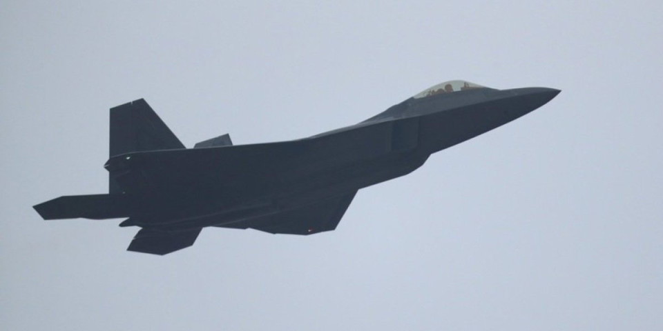 Rat kreće! Stigao „nevidljivi“: Amerikanci dovukli nezamislivu vojnu silu, on će predvoditi stravičan udar od kog svi strahuju