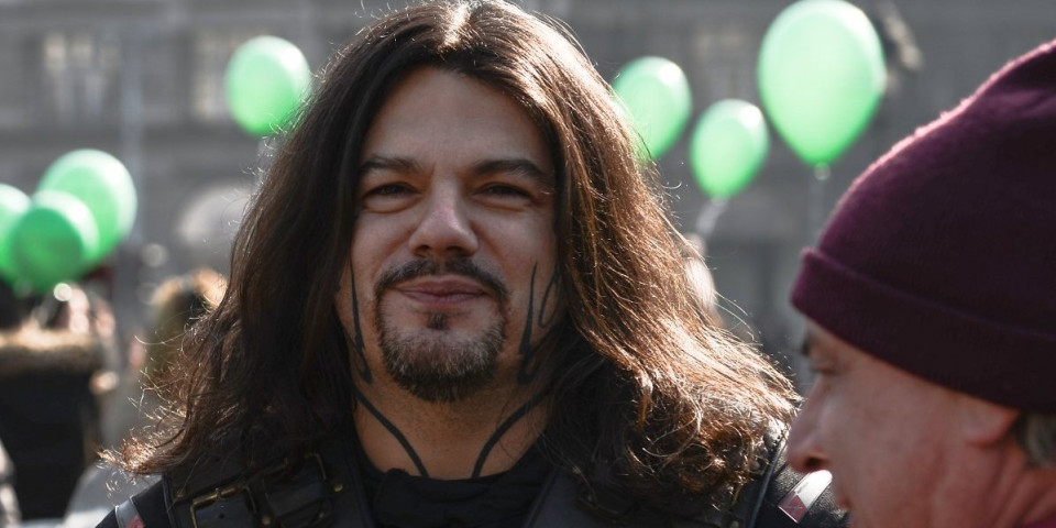 Evo gde je Aca Amadeus: Napravio pometnju na aerodromu, u jeku haosa uradio jednu stvar