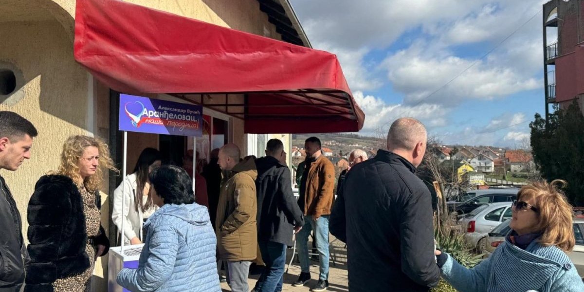 Skupljanje potpisa u Aranđelovcu