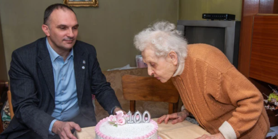 Ima 100 godina a svaki dan radi ove dve stvari: Zlatinka, srećan rođendan!