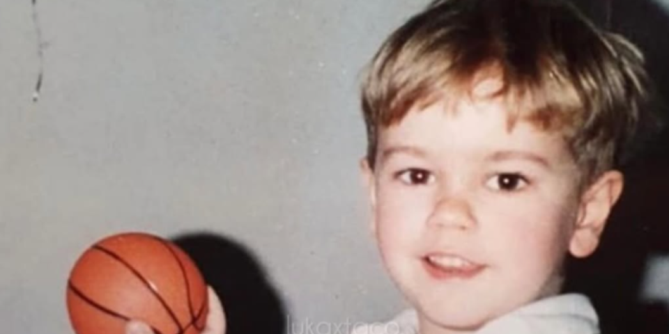 Prepoznajete li ovog dečaka? Danas je jedan od najpoznatijih mladih glumaca