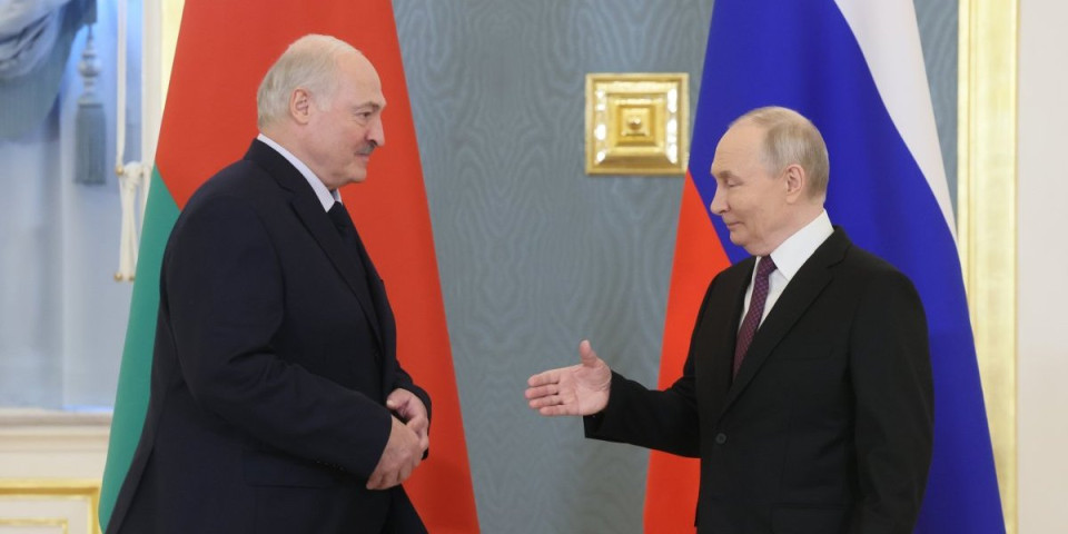 Grmi iz Kremlja: Putin i Lukašenko šalju brutalnu poruku zapadu!