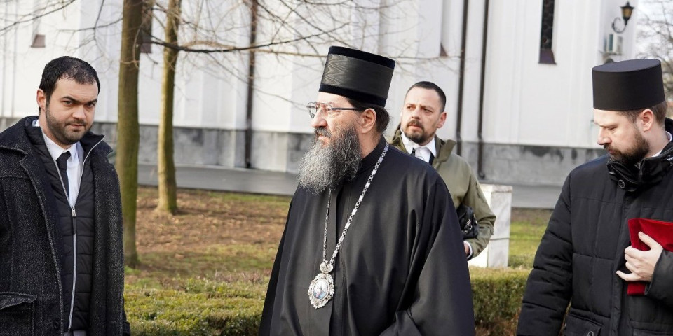 Profesor Zakić pao na ispitu!