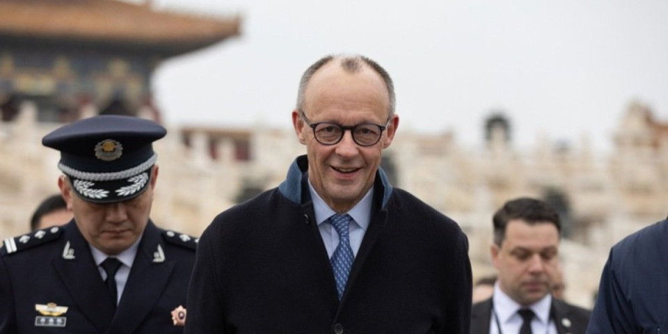 I Merc je bio u Kini - ko je sledeći u redu dok Evropa tone u ekonomsku propast?