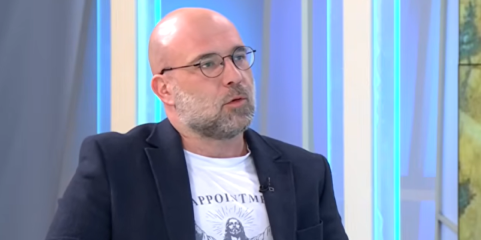 Gde ih pronalaze više? Pop blokader opet udario na Crkvu: SPC ne postoji, oni služe da podržavaju zločine (VIDEO)