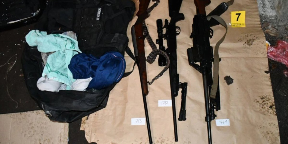 Policija otkrila garažu punu oružja u Pančevu: Uhapšen muškarac (52)