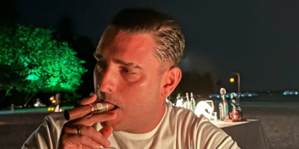 Darko Lazić sedam dana nosi iste gaće: Pevač u problemu, za sve je kriva ona (VIDEO)