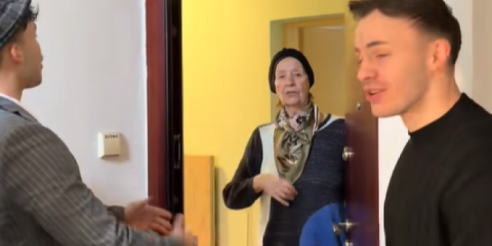 Šok scena ispred stana Lepe Lukić: Tri muškarca joj banula na vrata, pevačica se krstila