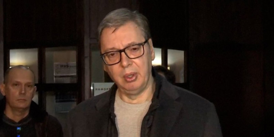 Vučić posetio Dačića: Predsednik Srbije jutros u Kliničkom centru (FOTO)