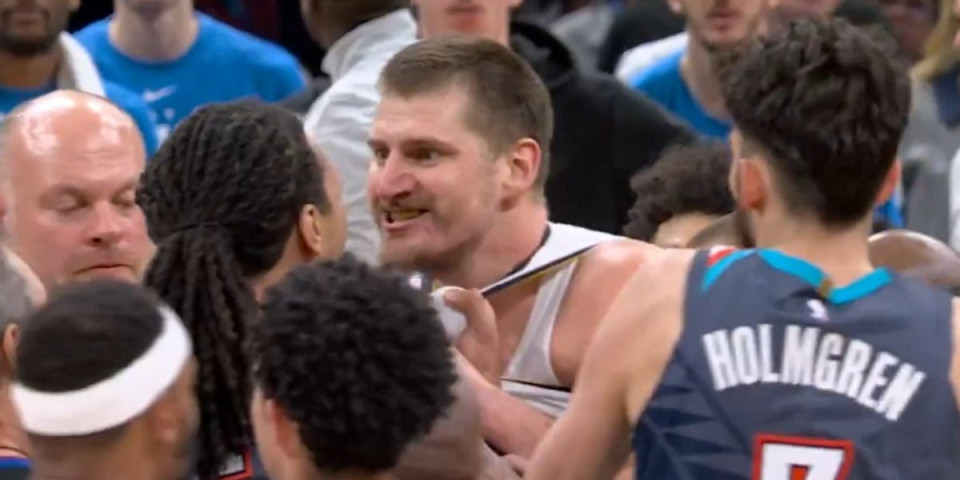 Legende stale uz Jokića: Kada te neko ovako kvarno udari... Reagovao je na pravi način