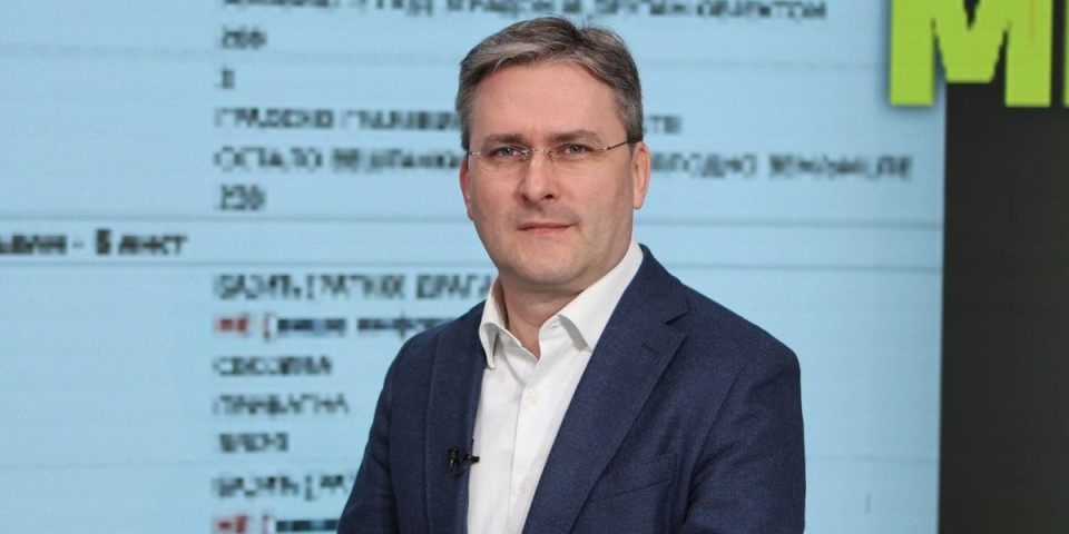 Selaković: Predstavljanje razapetog predsednika je ekstremno opasna poruka