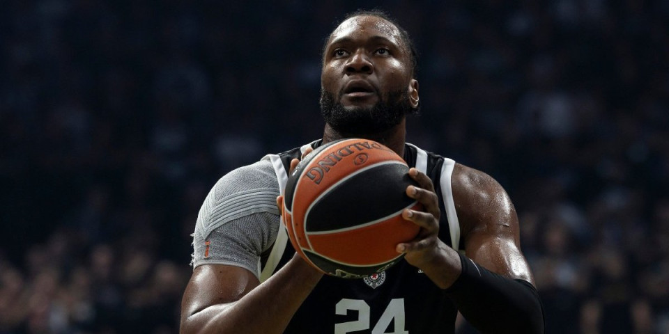 Blista Fernando, raduje se Partizan: Odlična partija u dresu Angole