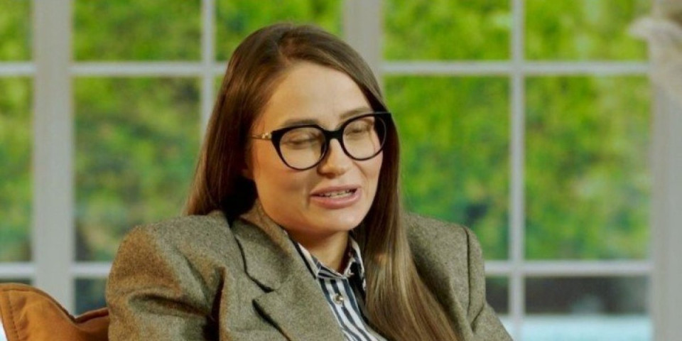 "Uvek je davao materijalno, nije me odvajao": Trudna snajka Suzane Jovavnović o Saši Popoviću