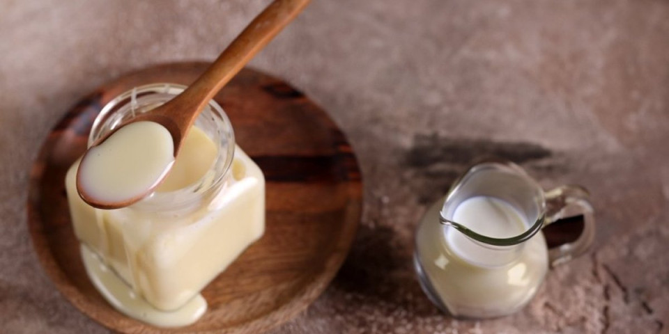 Domaće kondenzovano mleko: Sprema se od 4 sastojka, a traje mesecima