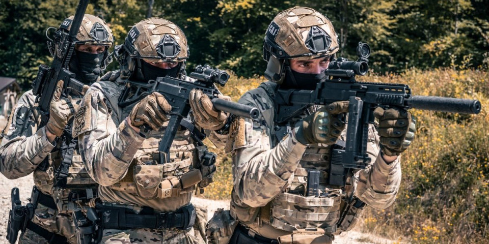 Specijalci i Žandarmerija na nogama: Srpska strepi od terorističkog napada