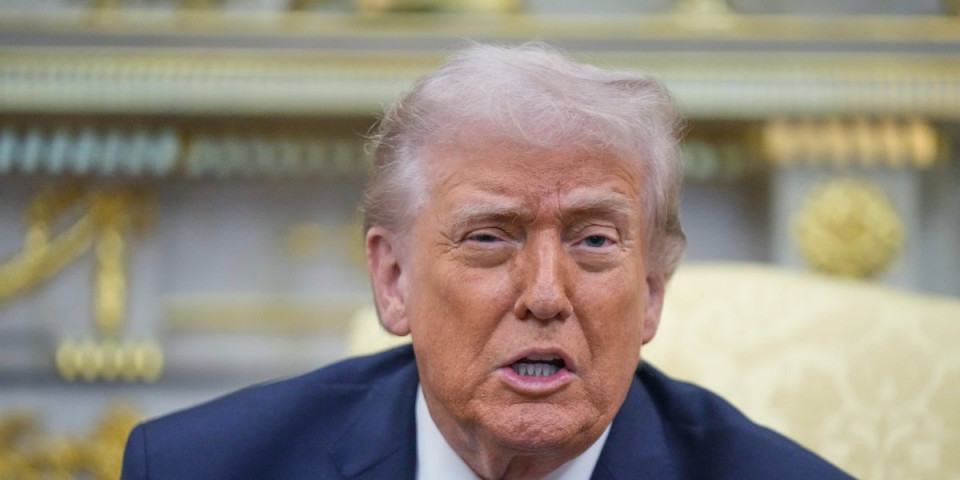 Tramp gazi po Londonu i Madridu: Španci su foliranti koji ne plaćaju reket, a Britanci nam zabili nož u leđa!