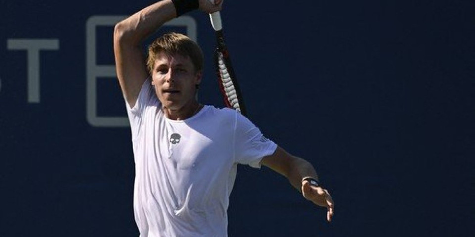 Skandal nad skandalima: ATP tražio 5.000 evra teniserima za evakuaciju iz Emirata