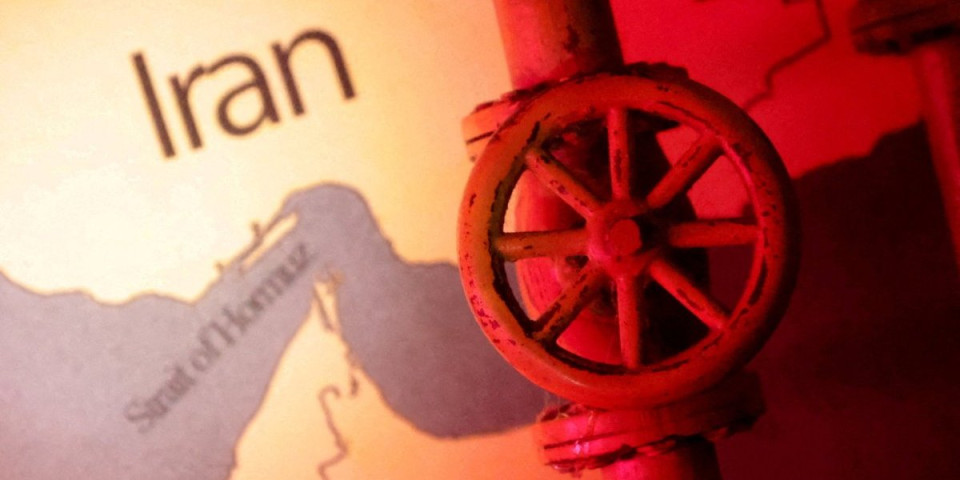 Počelo je: Prve scene drame u Ormuzu - Gomilaju se tankeri, oglasila se Amerika