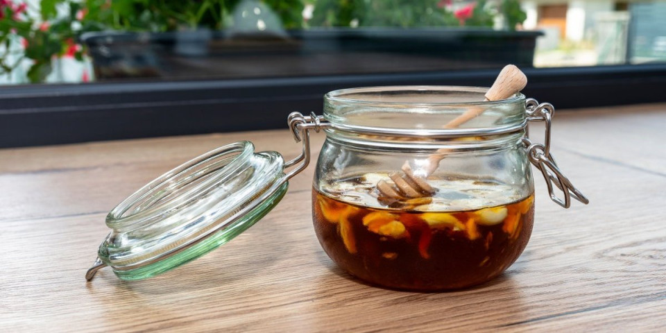 Mali biznis koji donosi masnu zaradu: Srpsko čudo u tegli košta 1.500 dinara - Potražnja nikad veća (FOTO)