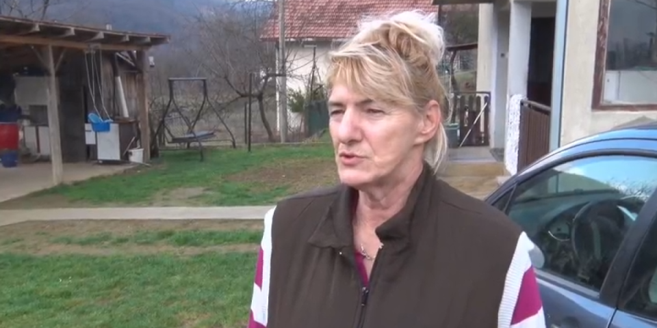 (VIDEO) Blokaderske lažne vesti: Pogledajte kako su samo zloupotrebili ženu iz Sevojna