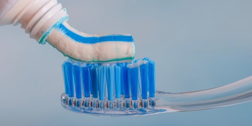 Pasta za zube čisti bolje od sode bikarbone: Trik iskusnih domaćica od kog dom blista
