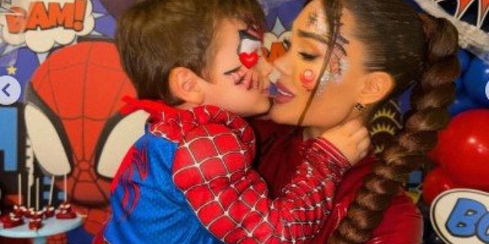 Ona u kožnom odelu sa paucima, a on Spajdermen: Ana Korać proslavila sinu rođendan (FOTO)