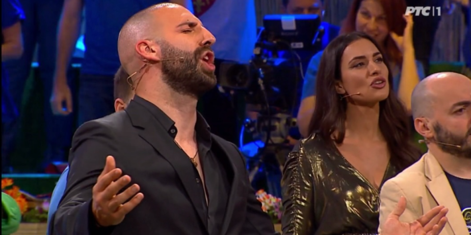 "Pevao sam na svadbi bez mladenaca": Pevač doživeo šok - Evo zbog čega su se posvađali