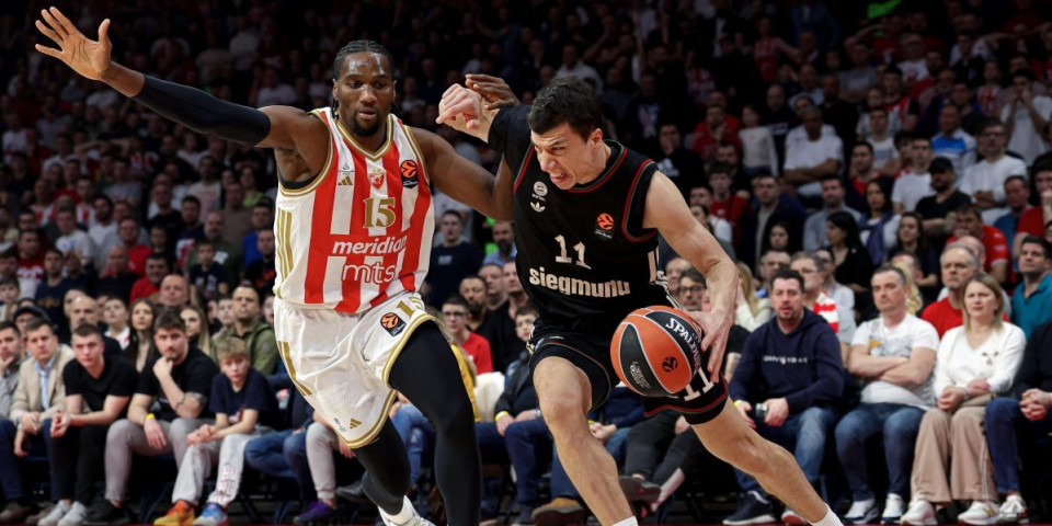 (VIDEO) Tenzije u Areni - Sukob Vladimira Lučića i navijača Crvene zvezde tokom utakmice