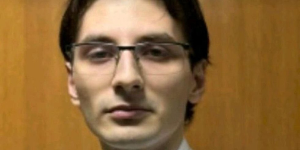 Zovu ga Muta, a misli da je Trocki: Evo ko predvodi blokadere u Boru (FOTO)