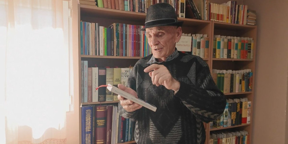 Šta znači kad čovek nešto hoće: Deda Rade postao profesor nemačkog sa četiri razreda osnovne