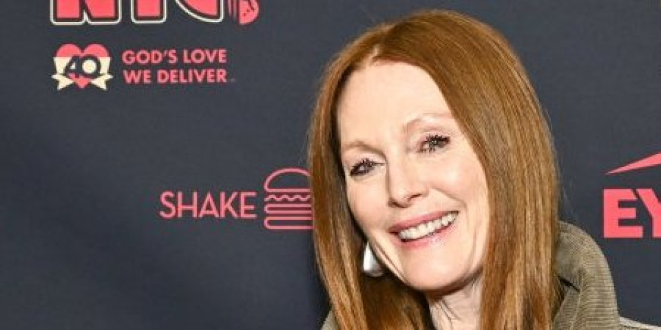 Nećete verovati šta je Džulijan Mur obukla na dodeli Oskara: Ovo je stajling zbog kojeg svet priča (FOTO)