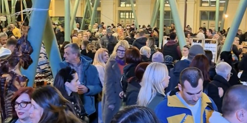 Jubilarni Kraguj bazar fest oborio rekord: Više od 200 izlagača i 4.000 posetilaca