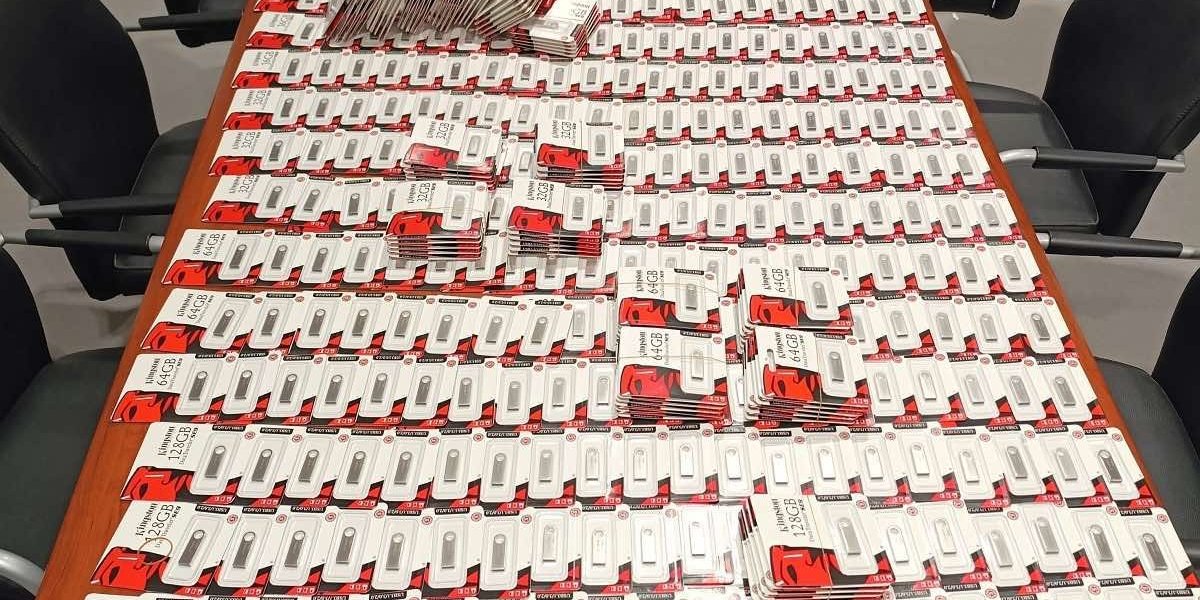 Zaplenjeni USB fleševi