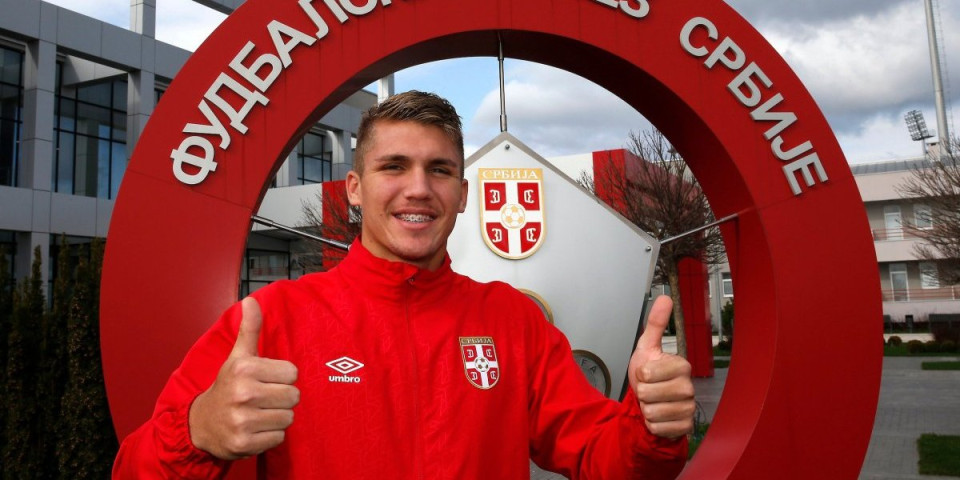 Bivšeg reprezentativca Srbije napalo sedam igrača: Među njima bio i saigrač (VIDEO)