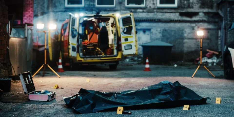 Prve slike sa mesta ubistva u Čačku: Ovo je zgrada gde se dogodio brutalan zločin