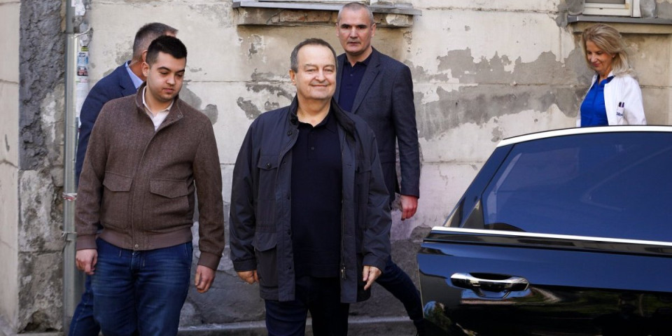 "Uz mene su bili porodica i Vučić!" Dačićeva emotivna objava pre izlaska iz bolnice (FOTO)