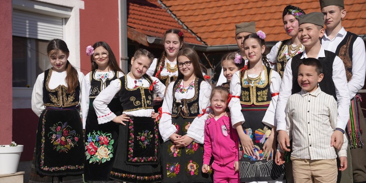 Za dve godine, Kusadak je dobio oko 300 dece