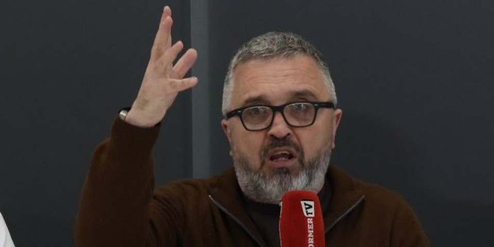 Hitno se oglasio Vučićević: Ovo je blokader koji je sinoć predvodio napad u Kuli - zanemećete kad vidite kad vidite o kome je reč