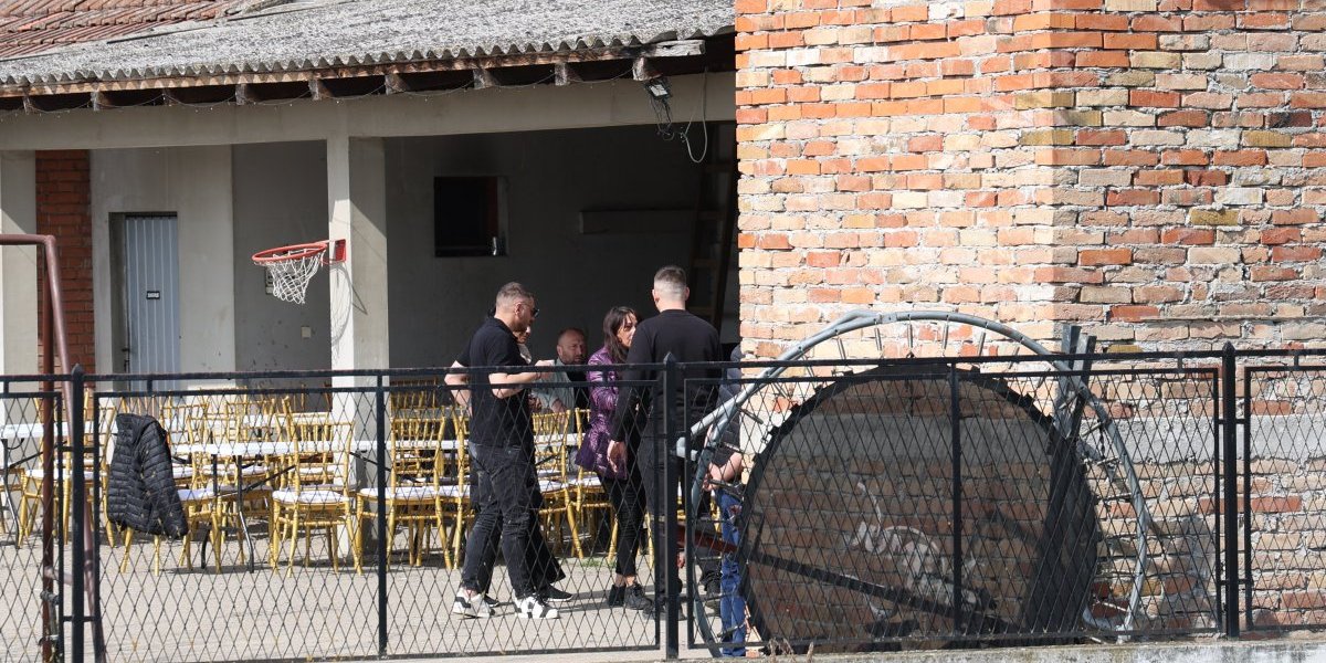 Porodična kuća Lazića u Brestaču