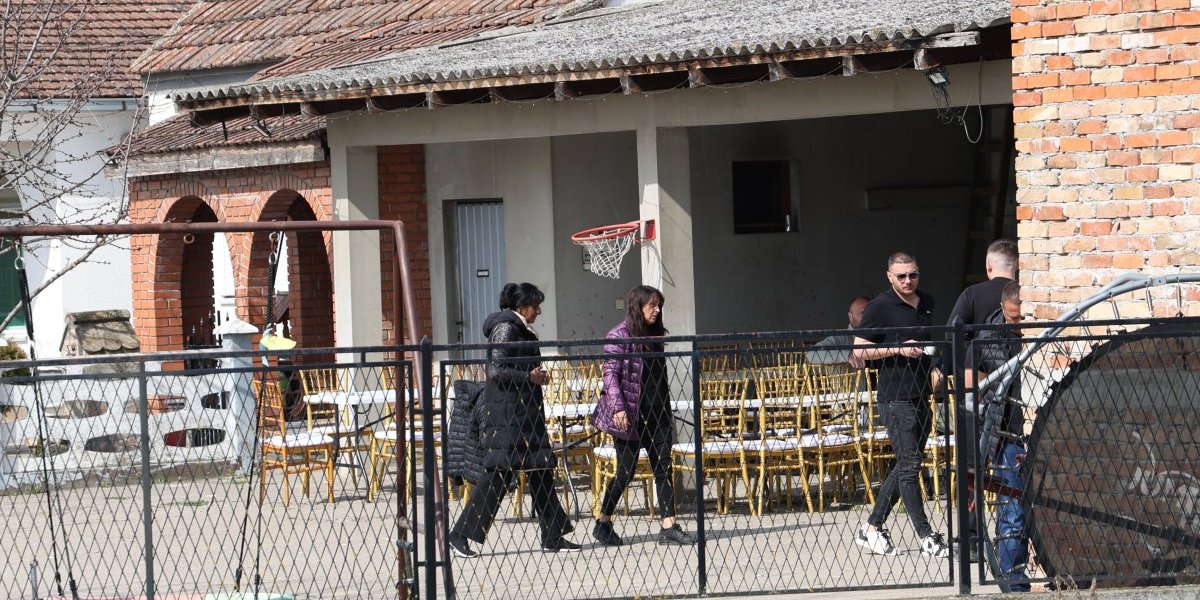 Porodična kuća Lazića u Brestaču