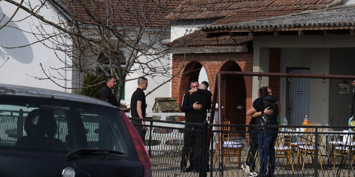 Porodična kuća Lazića u Brestaču