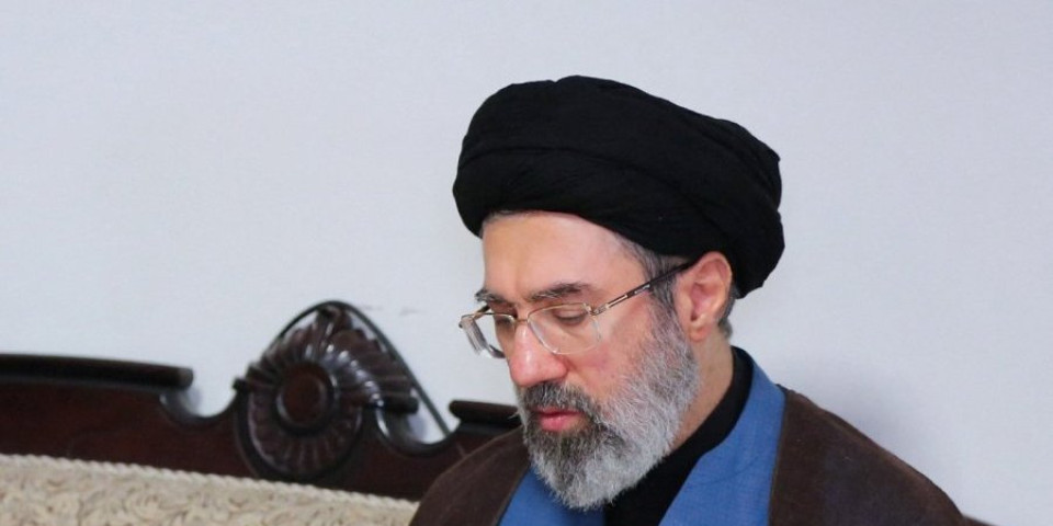 Amerika poslala ponudu Modžtabi Hamneiju, usledio je brutalan odgovor!