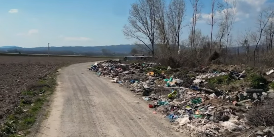Ima da se sija: Za tri dana odneto 750 kubika smeća