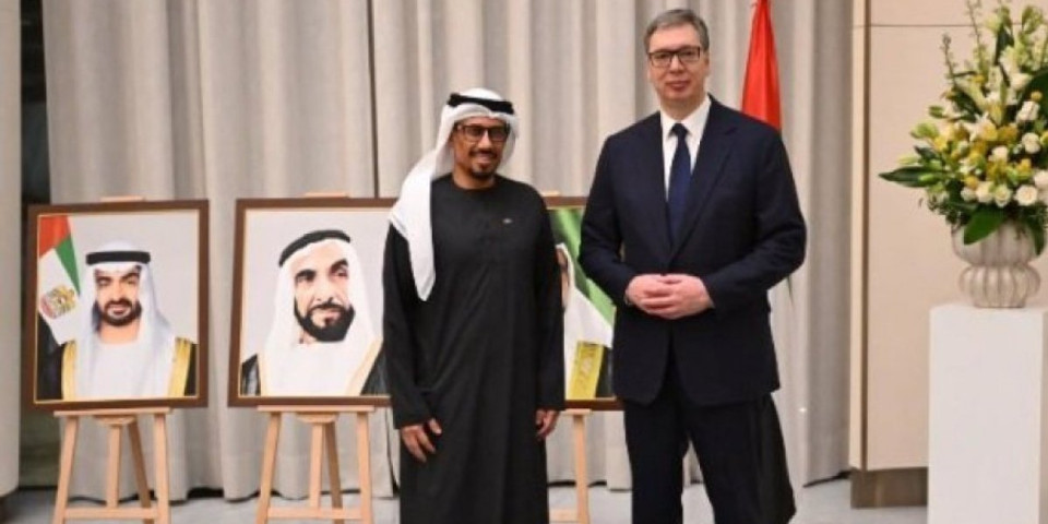 Vučić na iftar večeri na poziv UAE: Uz prijatelje ostajemo bez obzira na izazove i nedaće (FOTO)