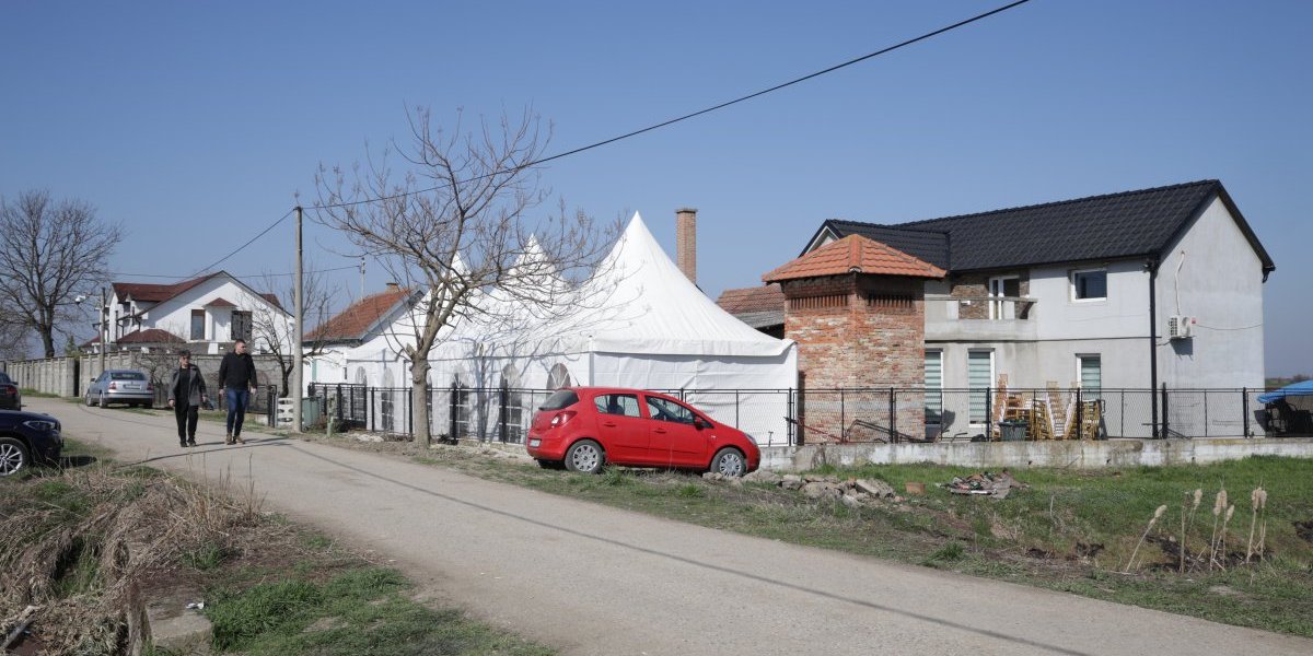 Porodična kuća Lazića u Brestaču