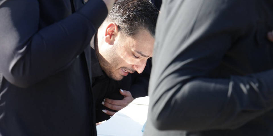 Sahranjen brat Darka Lazića: Dragan ispraćen na večni počinak, porodica nema od bola