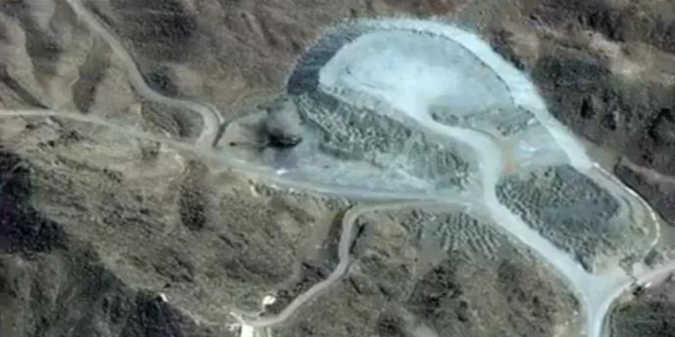 Iranski nuklearni bunker neprobojan za rakete! Čuvaju 400 kilograma uranijuma na 100 metara dubine (VIDEO)