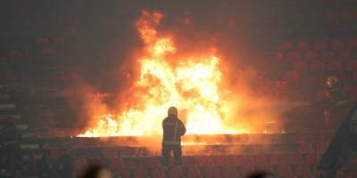 FSS žestoko kaznio večite zbog haosa na derbiju - Zvezda plaća skoro 2.000.000, Partizan suspendovan