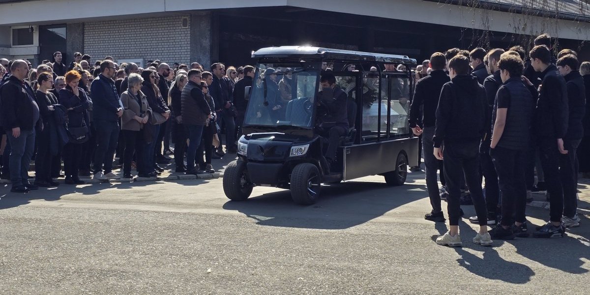 Tužna povorka za Nedu P.